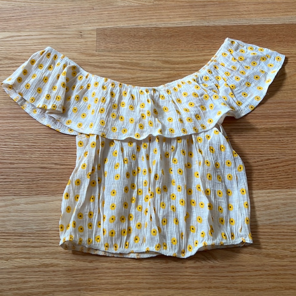E M Crop Top size medium